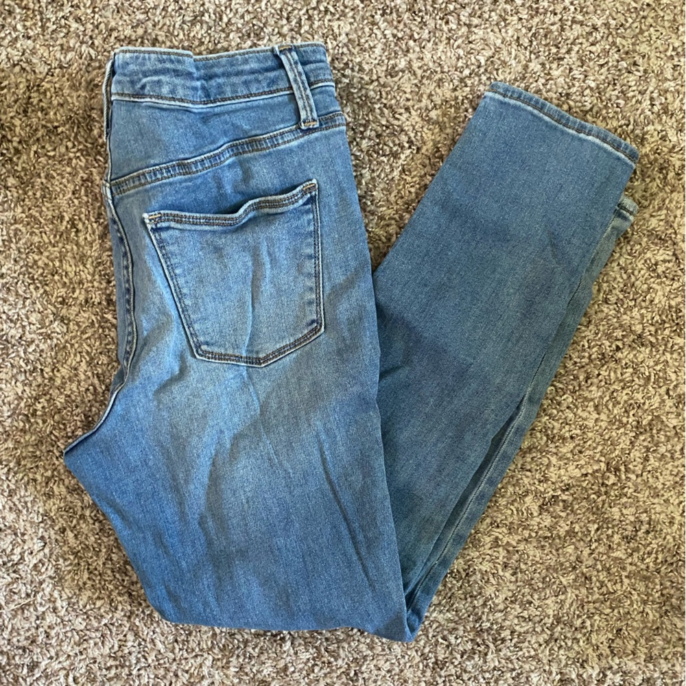 Universal Thread Skinny Jeans size 10